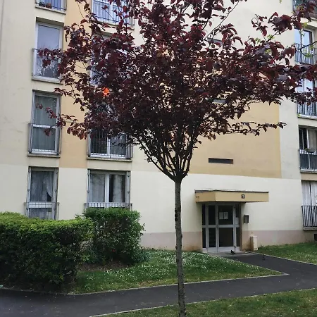 La Maison Est Calme Et Bien Eclairee Homestay Orly